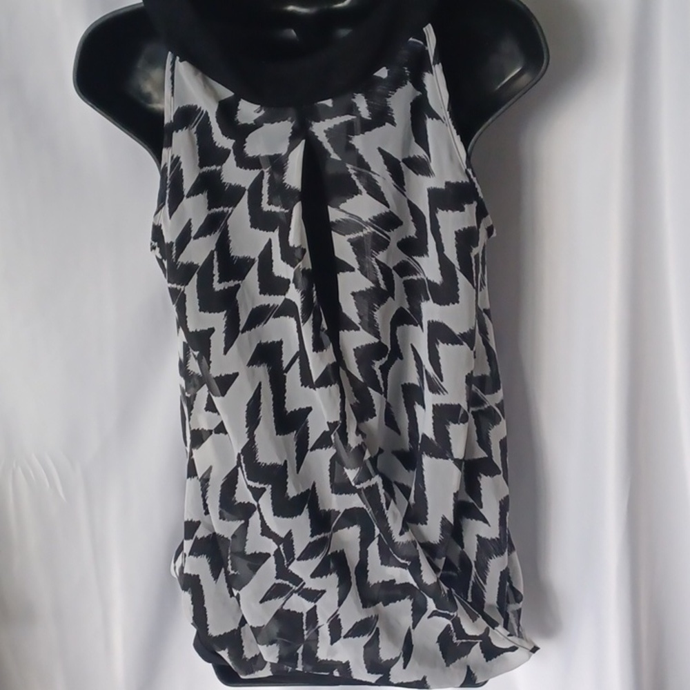Kate & Mallory Sleeveless Blouse Layered Chiffon Top Tank, embellished, blk&wht - Picture 4 of 6